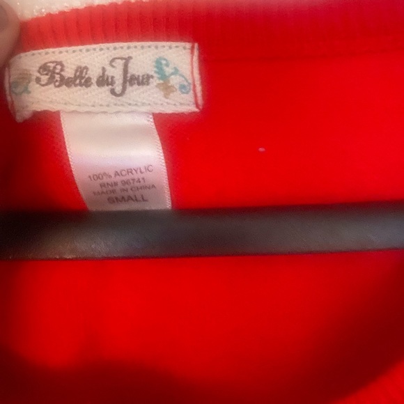 Cute Red Sweater - Picture 3 of 3